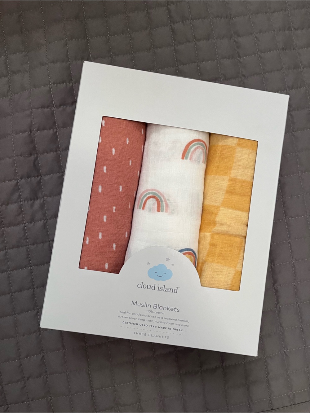 NEW IN BOX CLOUD ISLAND Muslin Blankets (3)